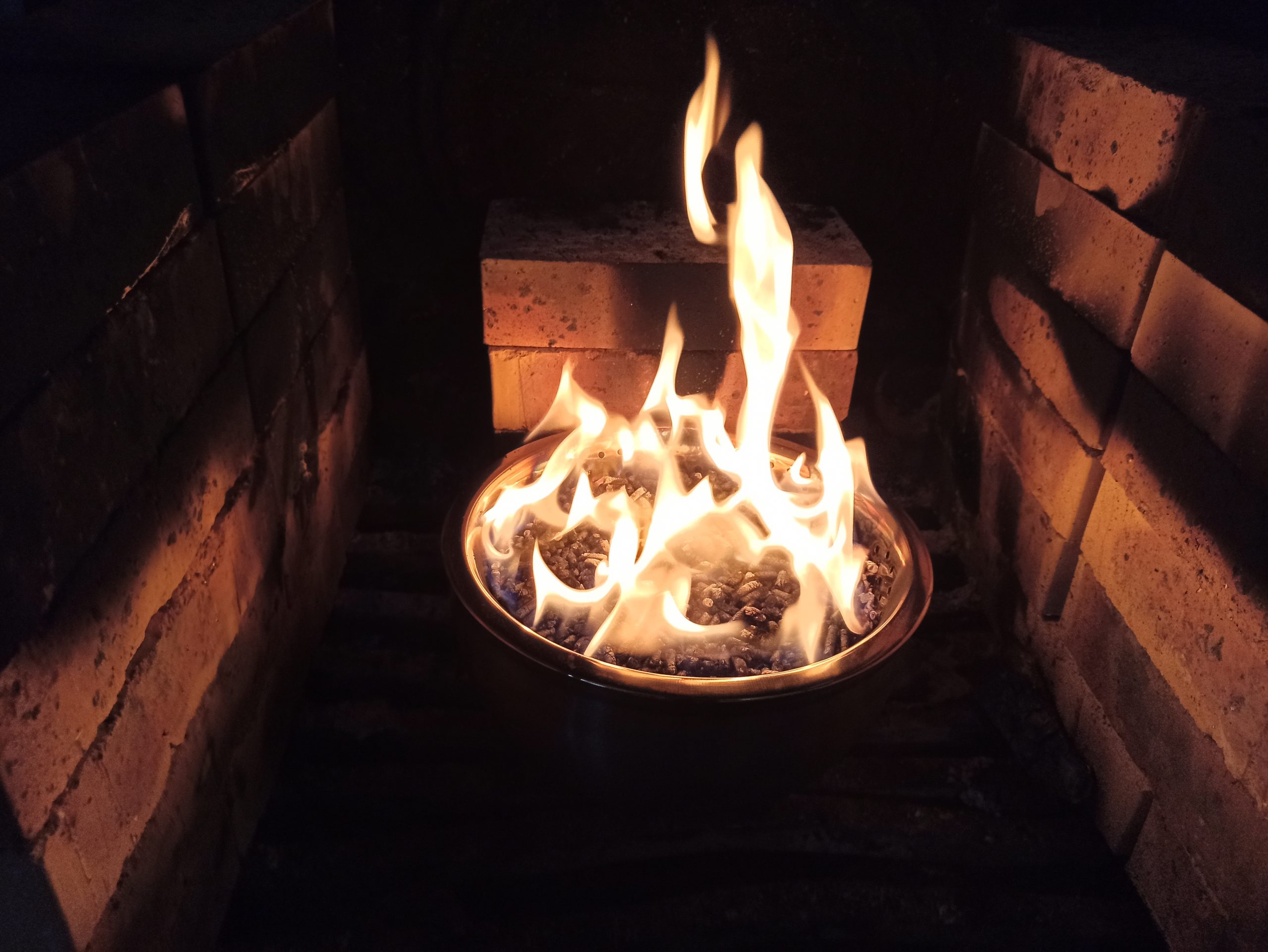 Brûleur à granulés ACERTO - Insert pour poêle à bois - Granulés de