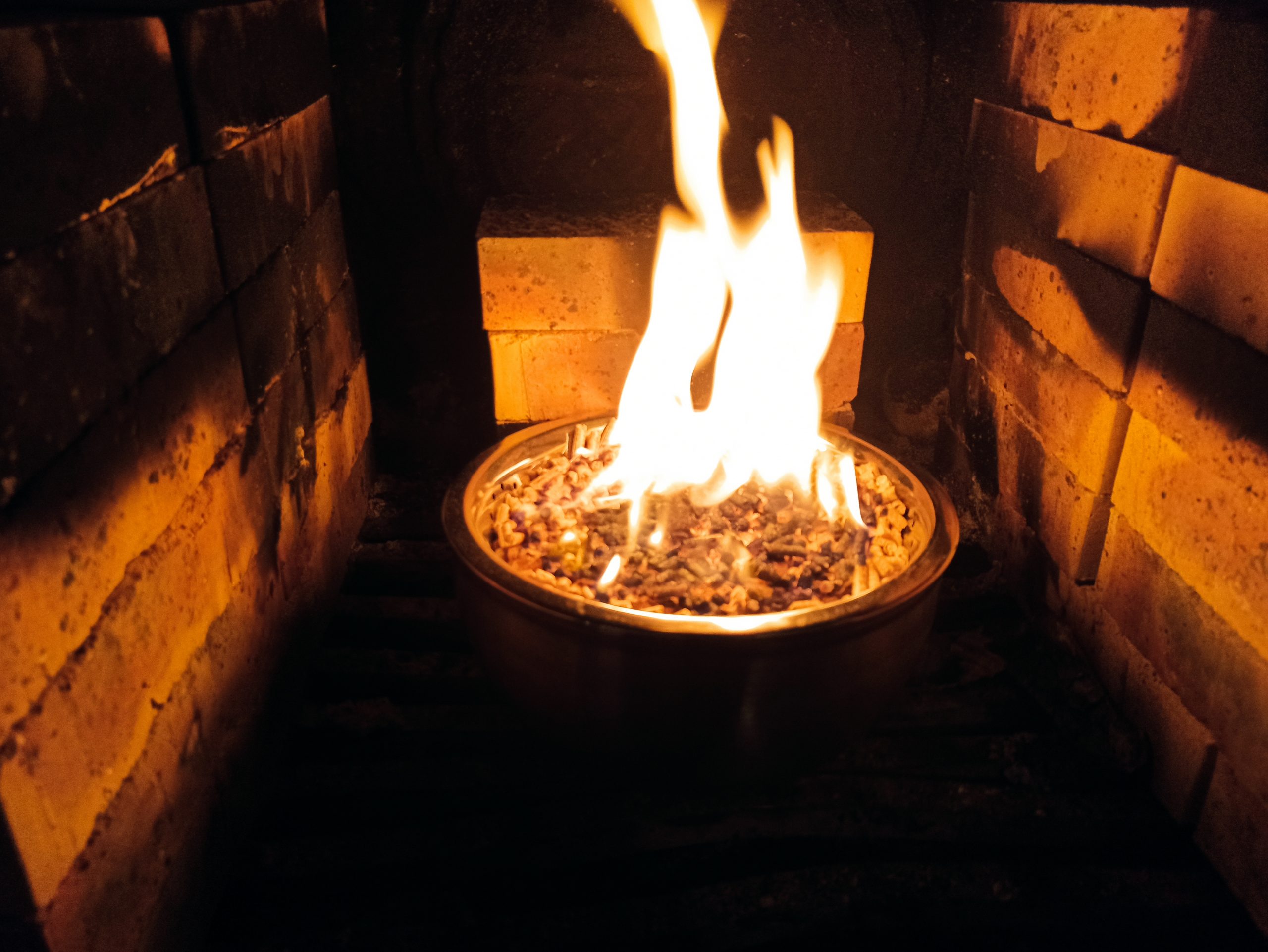 Fabriquer un brûleur à granulés pour poêle à bois ou insert - SlyDventure