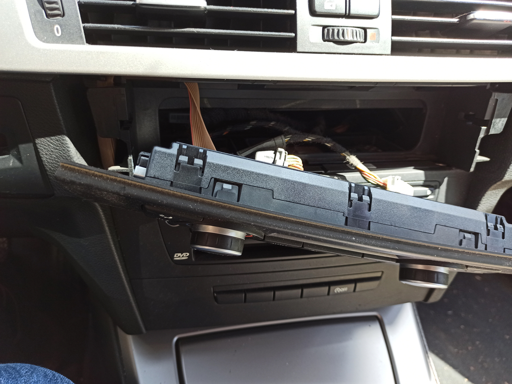 demontage panneau clim BMW