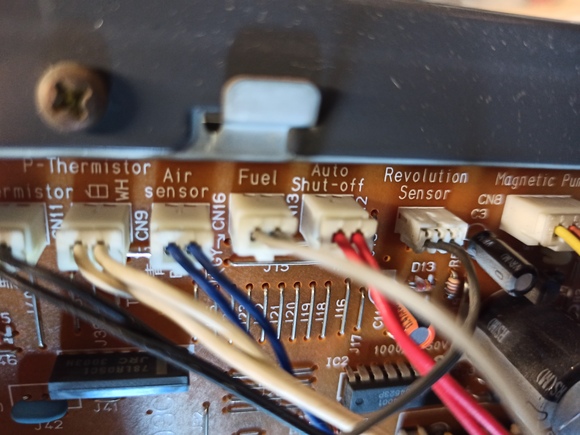 Connecteur Fuel sur poêle à pétrole