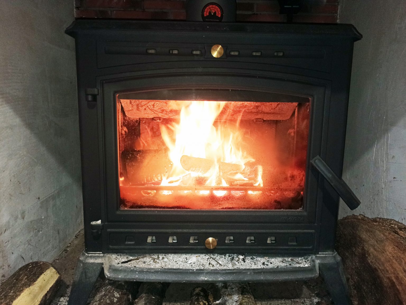 Invicta Alma Mon avis sur ce poêle à bois SlyDventure